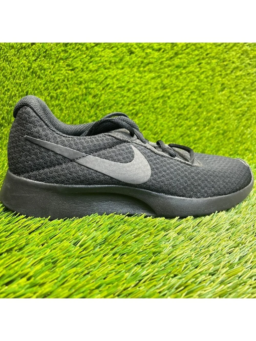 Nike Tanjun Womens Size 7.5 Triple Black Athletic Running Walking Shoes Sneakers